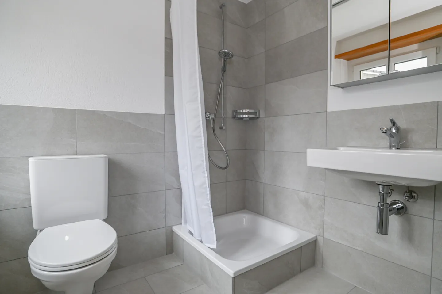 Appartamento 3.5 locali completamente ristrutturato in una buona posizione - Foto 10 di 13