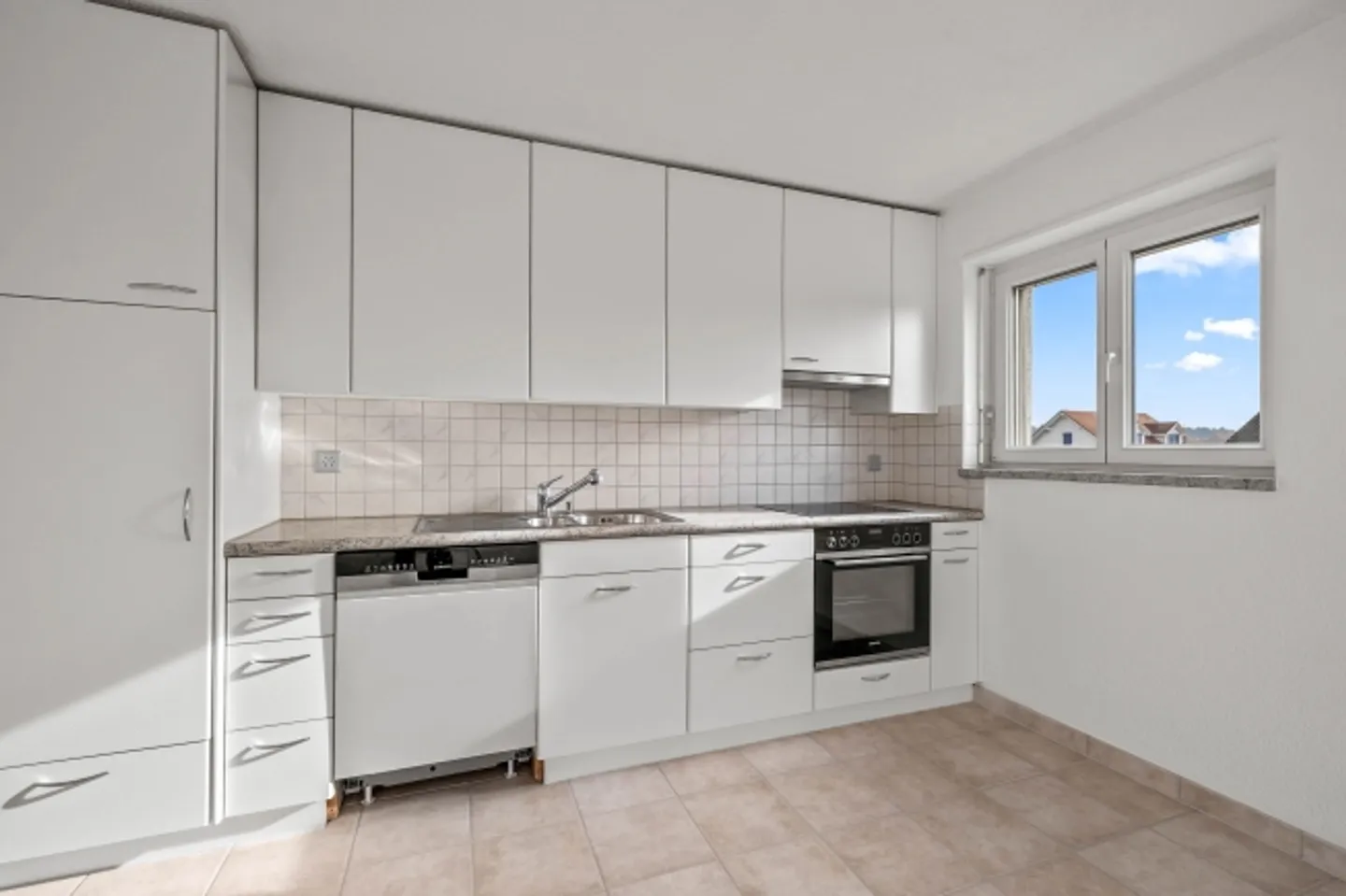 Appartamento in vendita - Foto 10 di 13