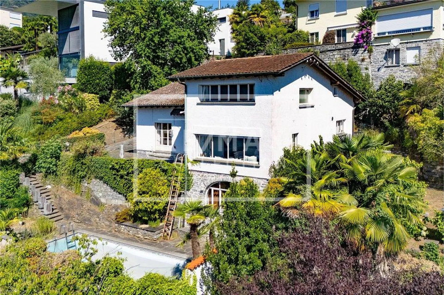 Villa in a privileged position in Ascona with lake view - Photo 6 of 9