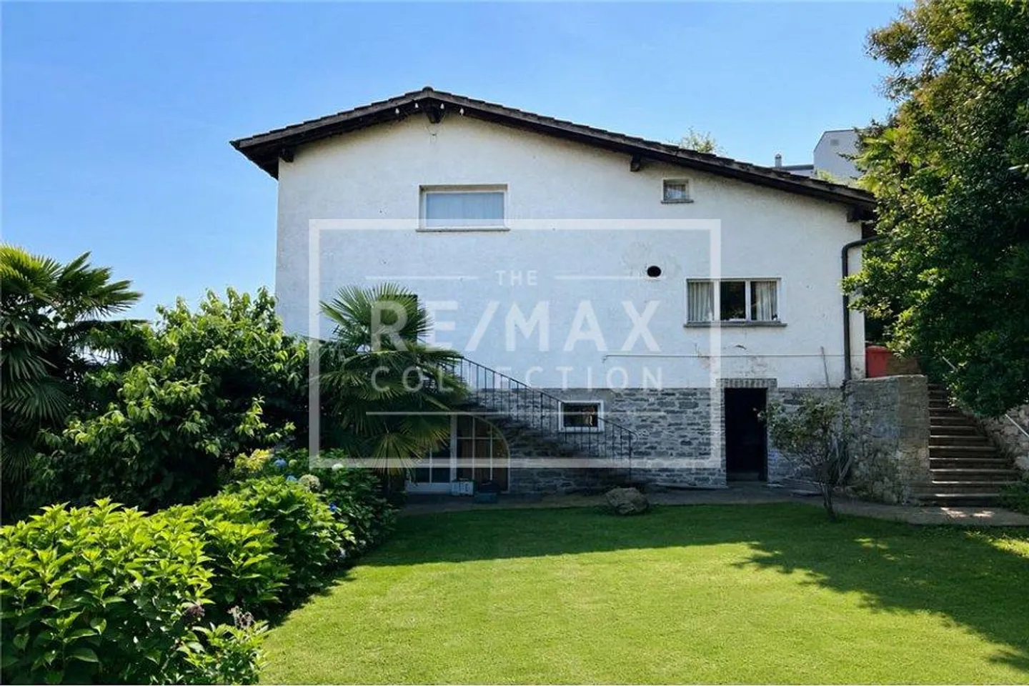 Villa in a privileged position in Ascona with lake view - Photo 8 of 9