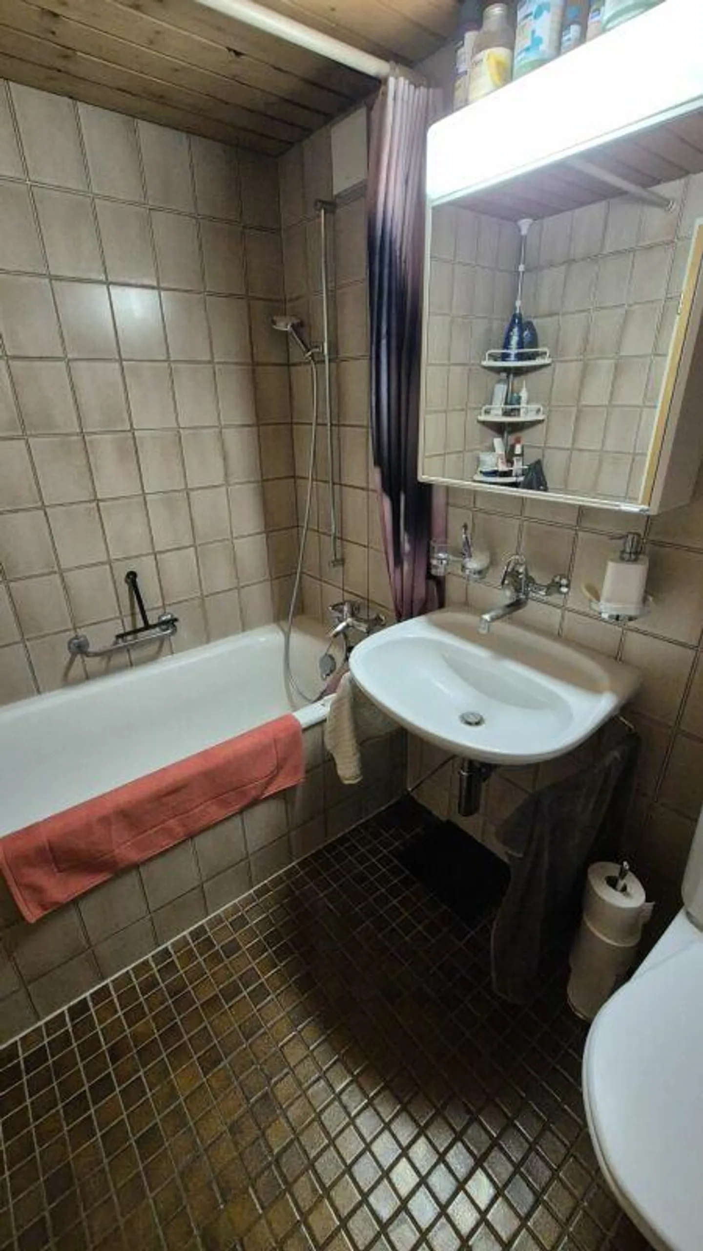 La tua nuova casa nel bellissimo Birmenstorf! - Foto 5 di 15