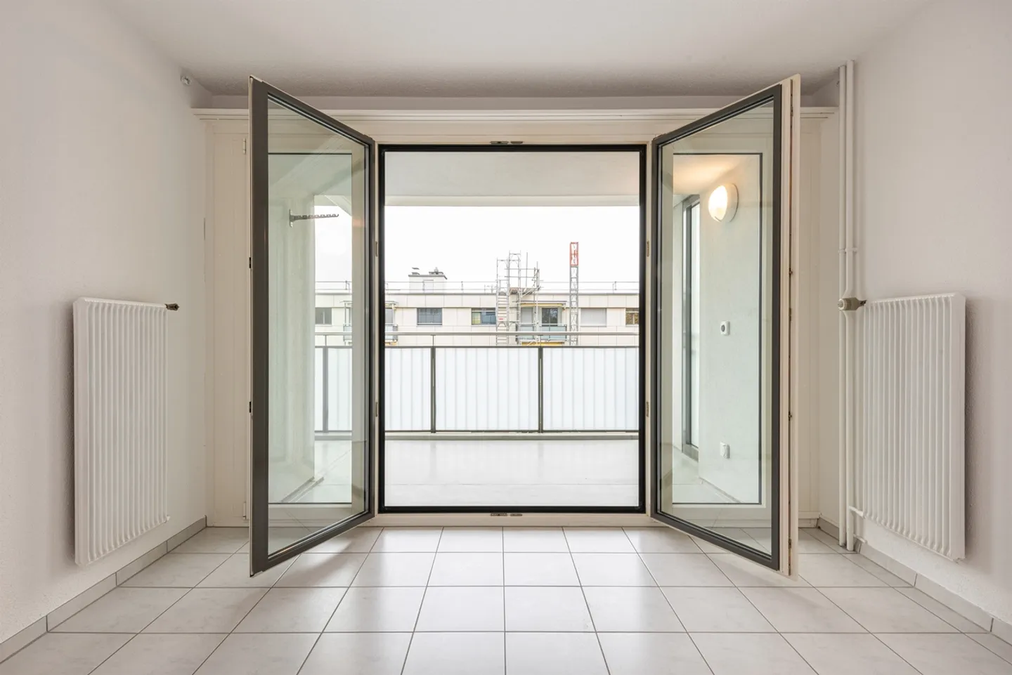 Rent without deposit - Nearly new apartment in a preferred location! - Photo 4 of 8