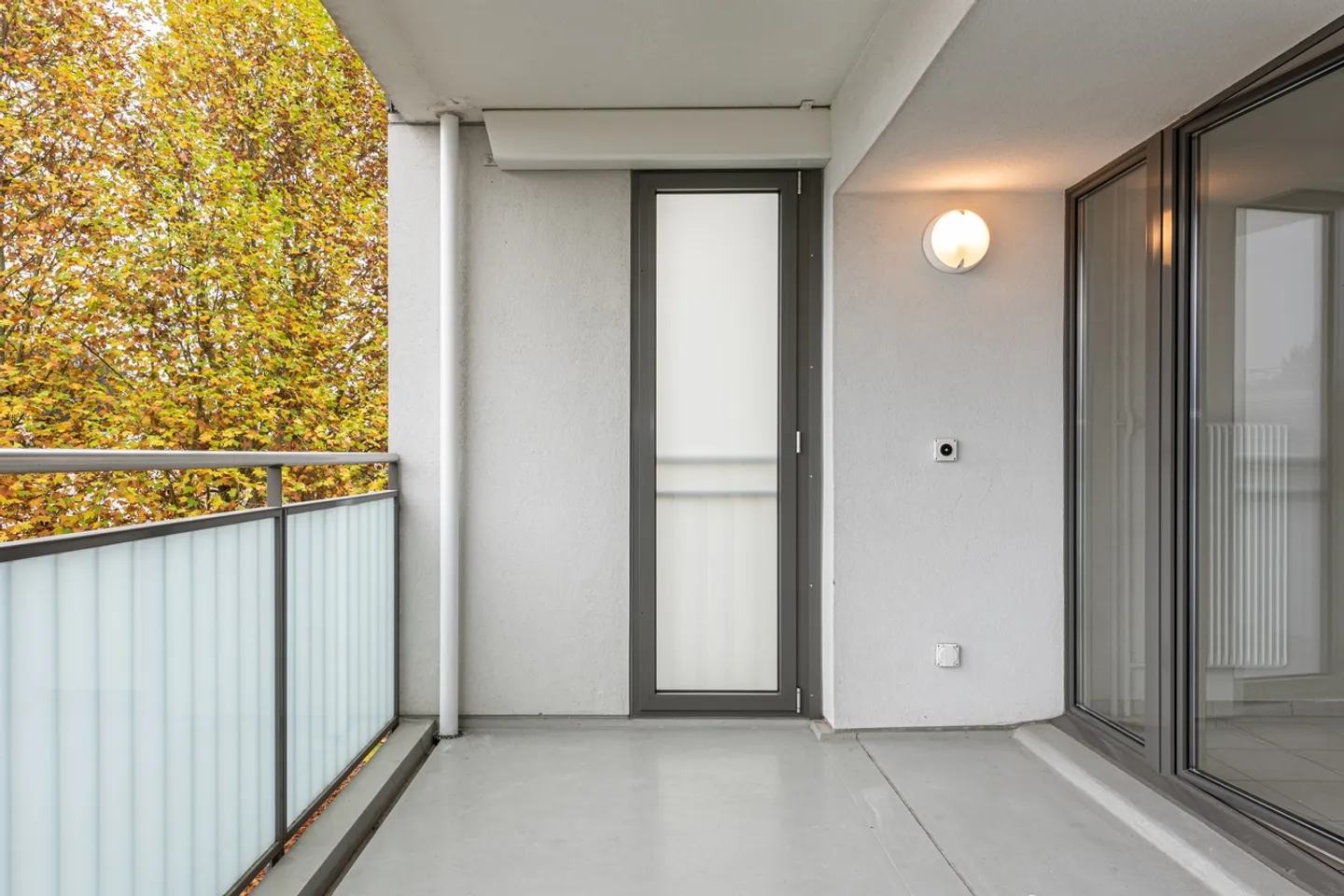 Rent without deposit - Nearly new apartment in a preferred location! - Photo 8 of 8