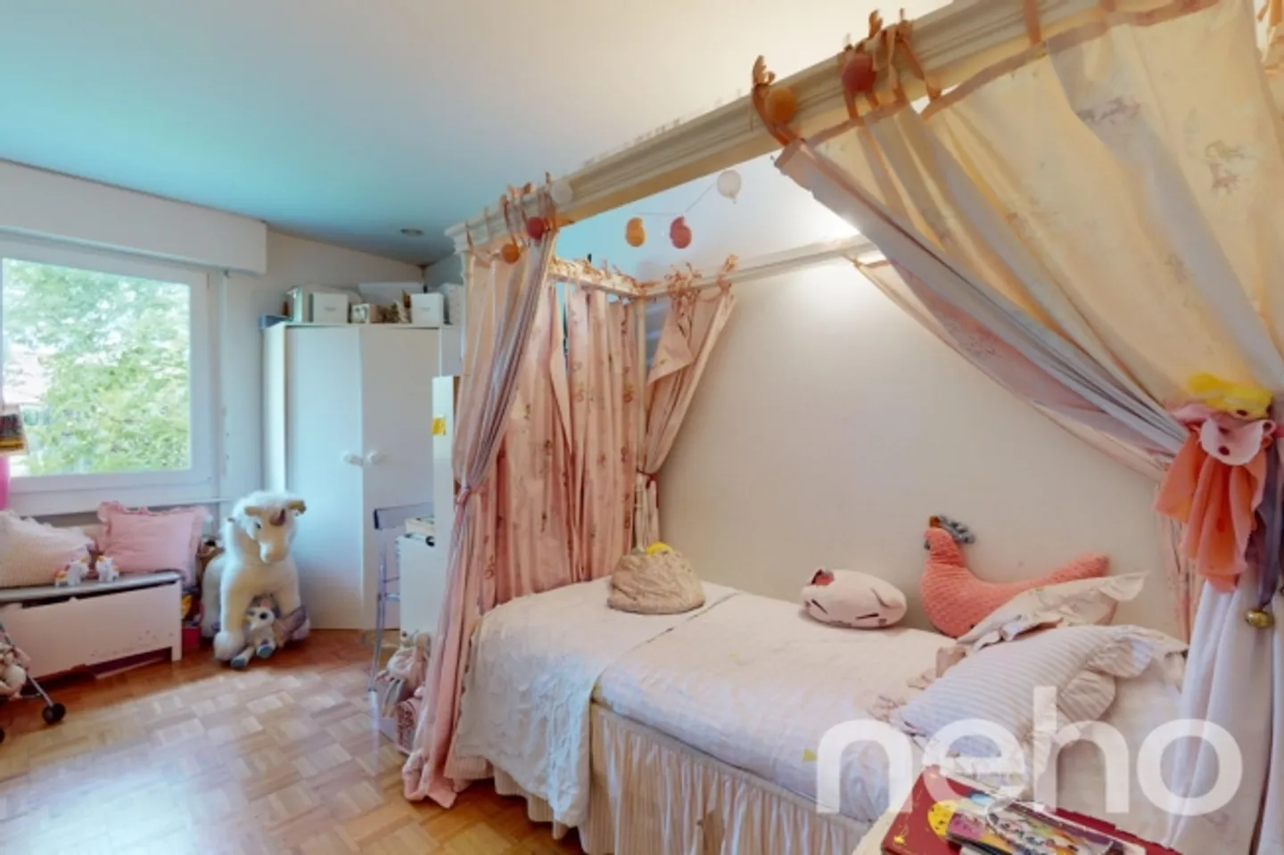 Incantevole casa familiare con studio indipendente, giardino e piscina - Foto 8 di 13