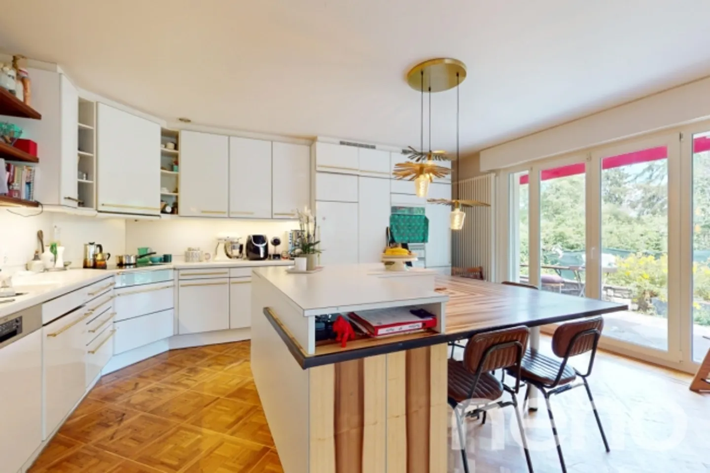 Incantevole casa familiare con studio indipendente, giardino e piscina - Foto 12 di 13