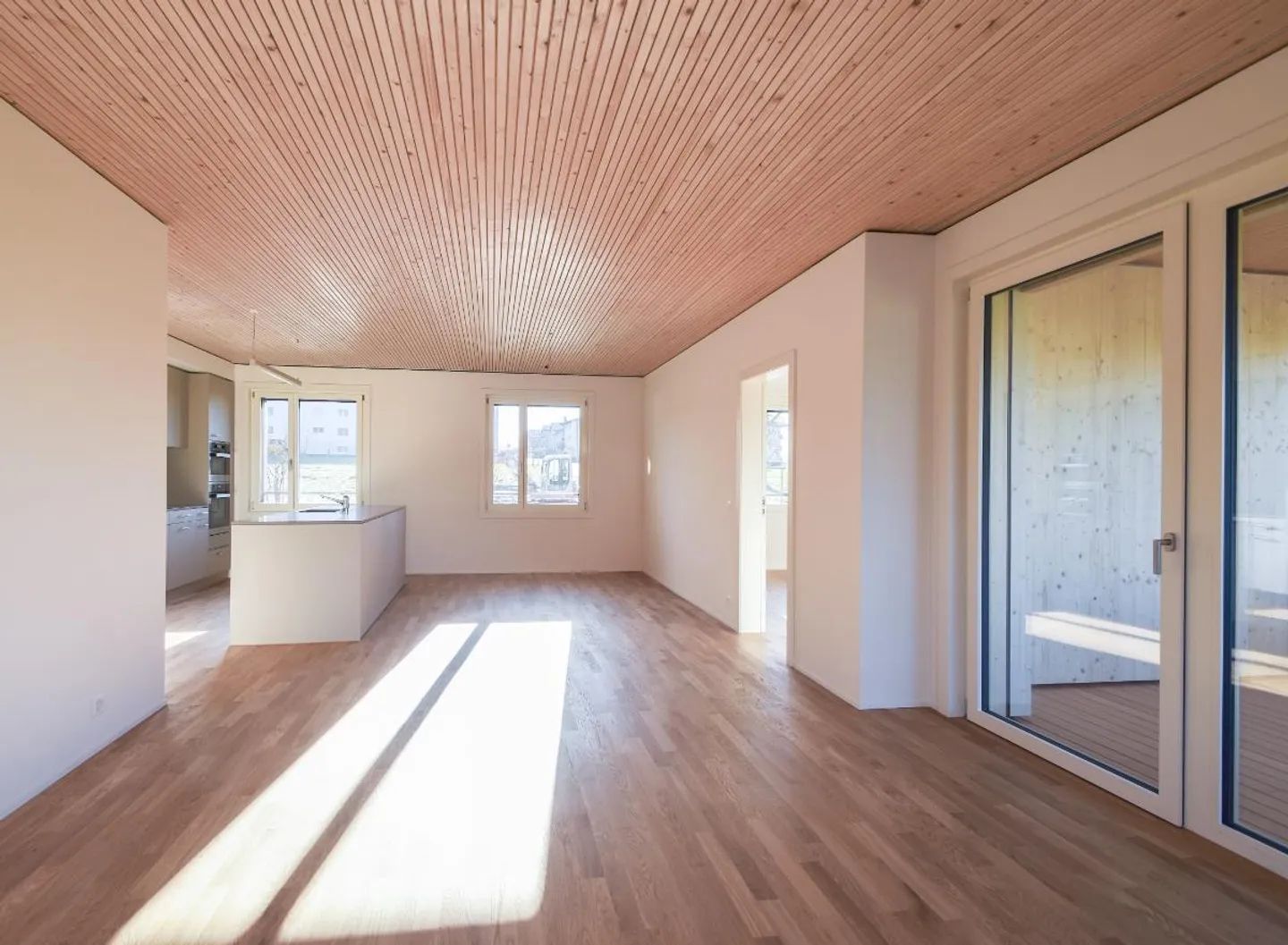 Apartment for rent - Photo 2 of 9