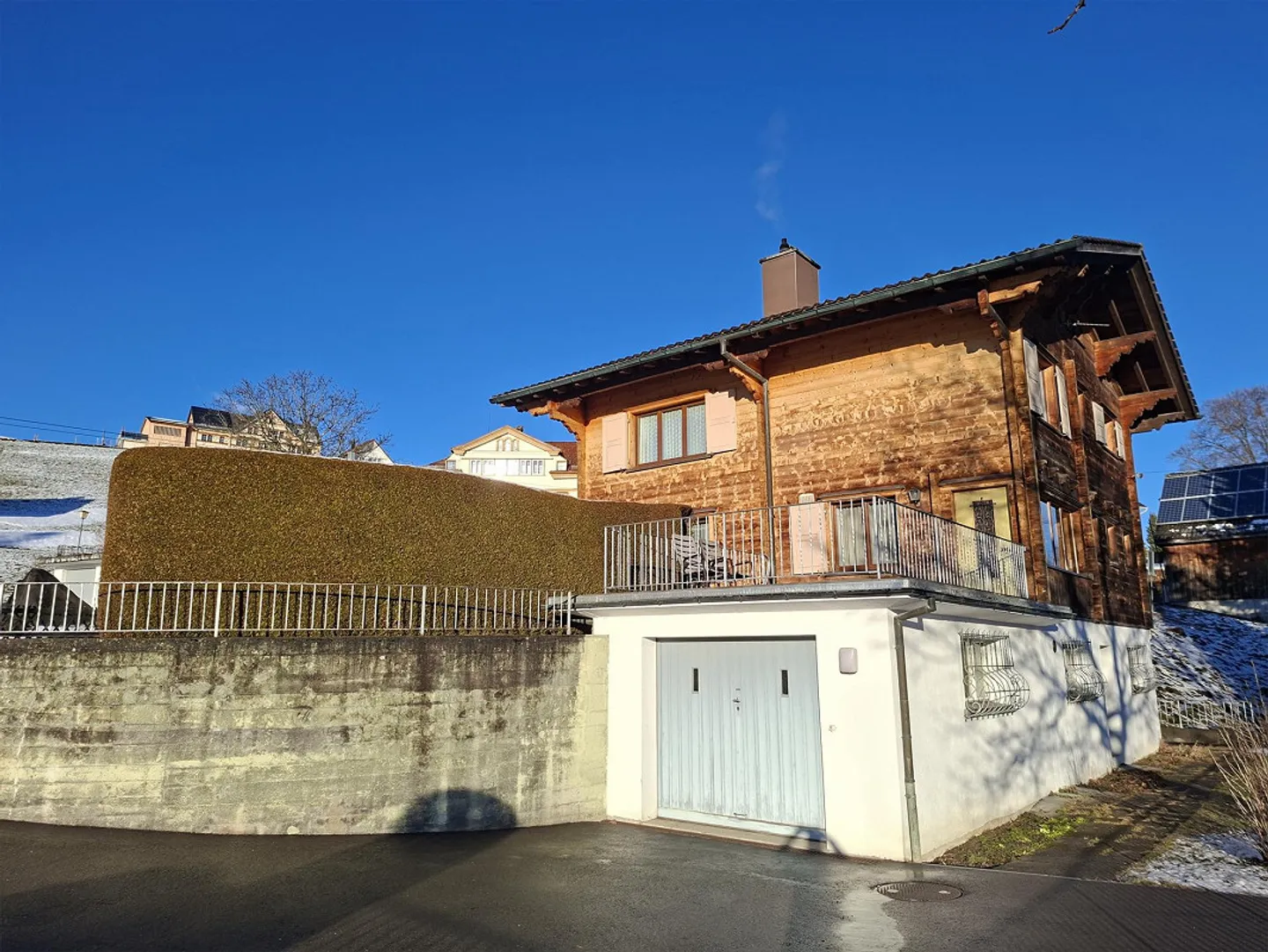 Maison individuelle avec beaucoup d'espace extérieur - Photo 1 sur 30
