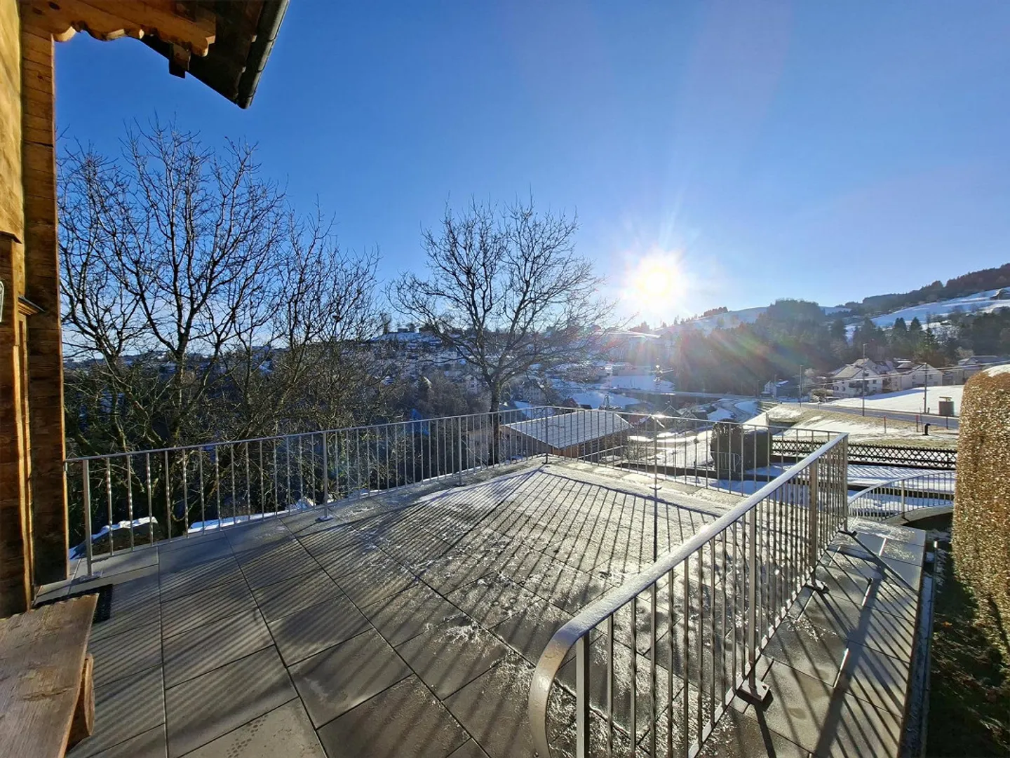 Maison individuelle avec beaucoup d'espace extérieur - Photo 8 sur 30