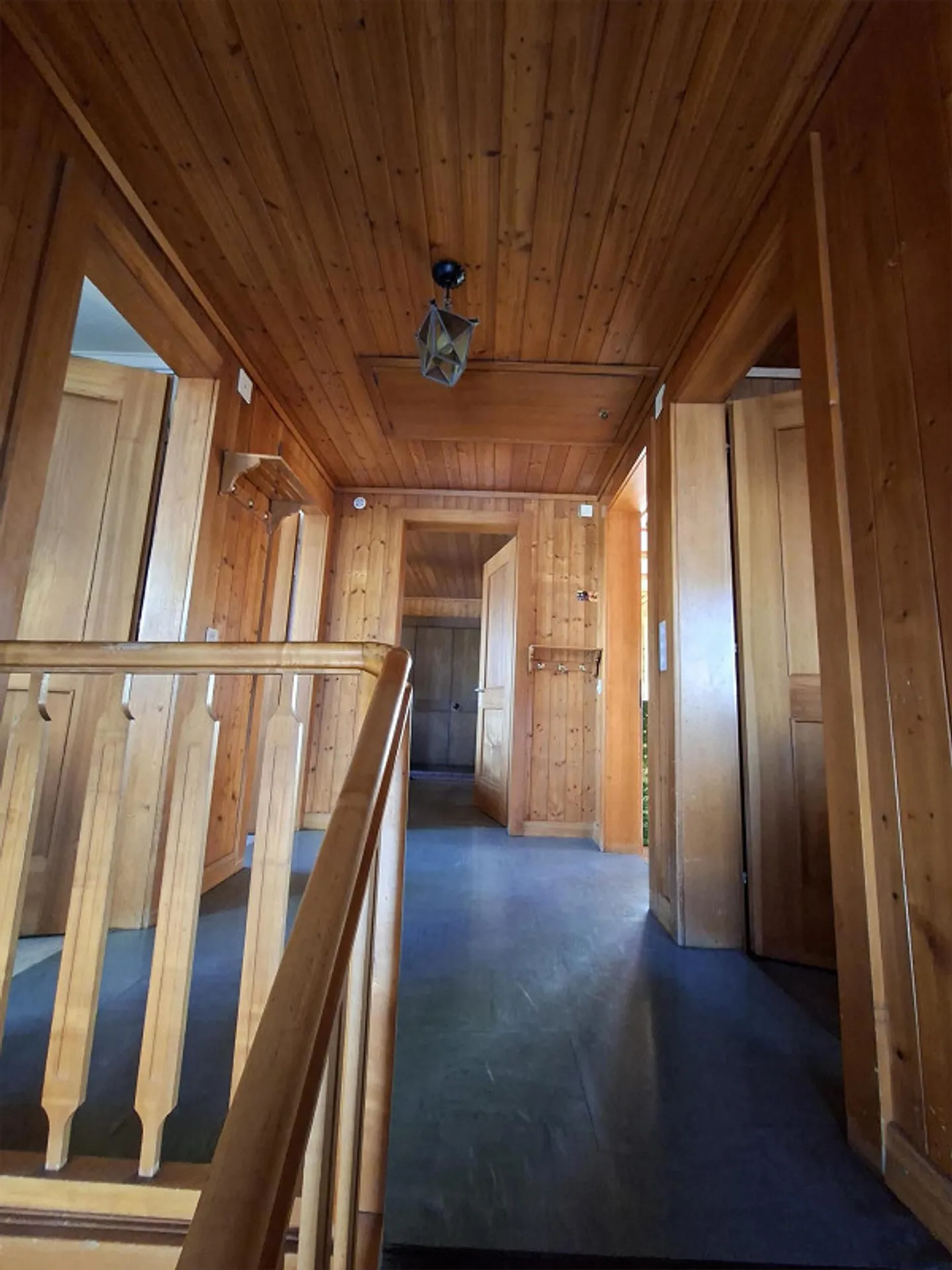 Maison individuelle avec beaucoup d'espace extérieur - Photo 13 sur 30