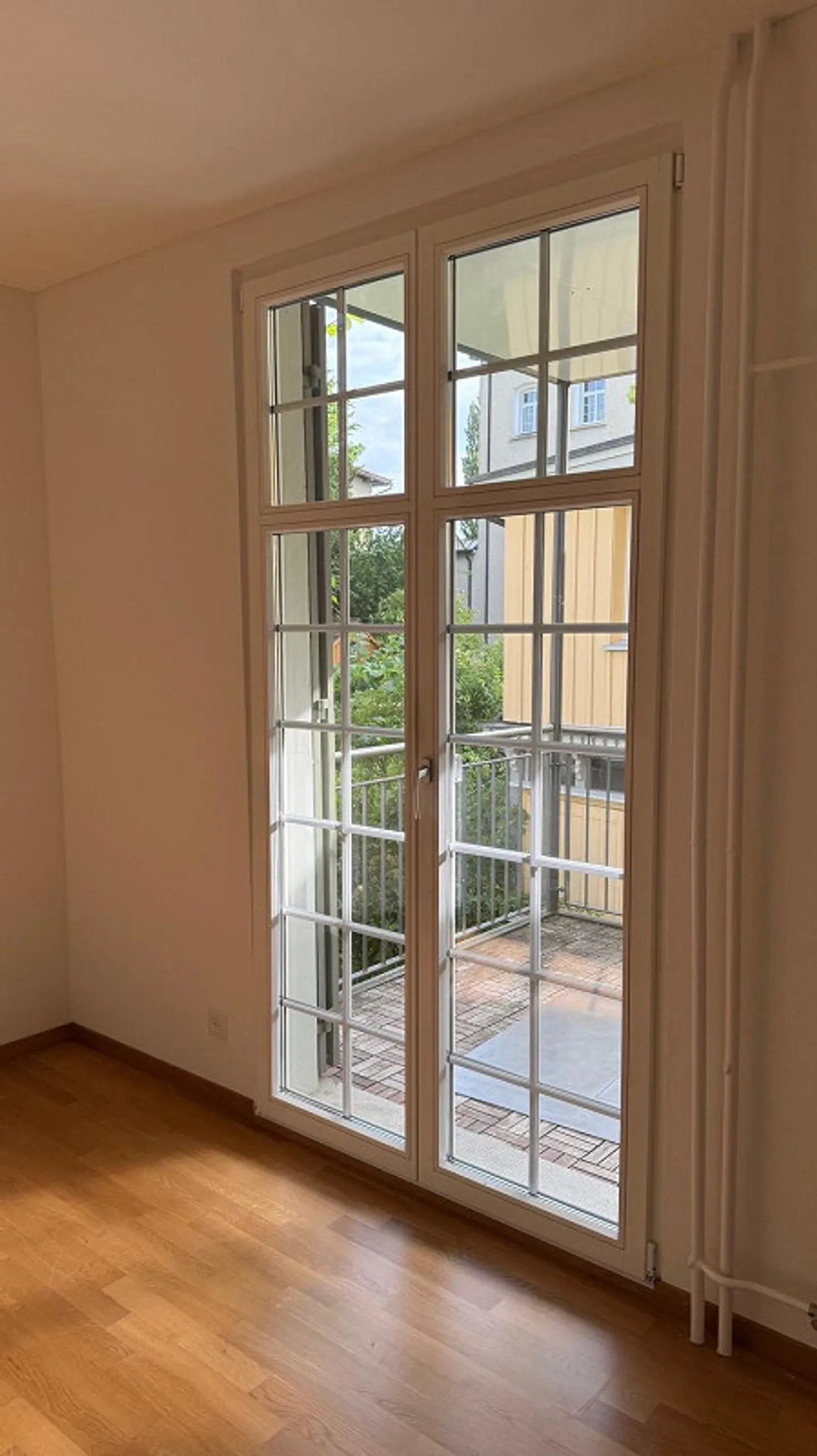 Appartement historique de 4 pièces avec balcon dans un bâtiment baroque - Photo 12 sur 17