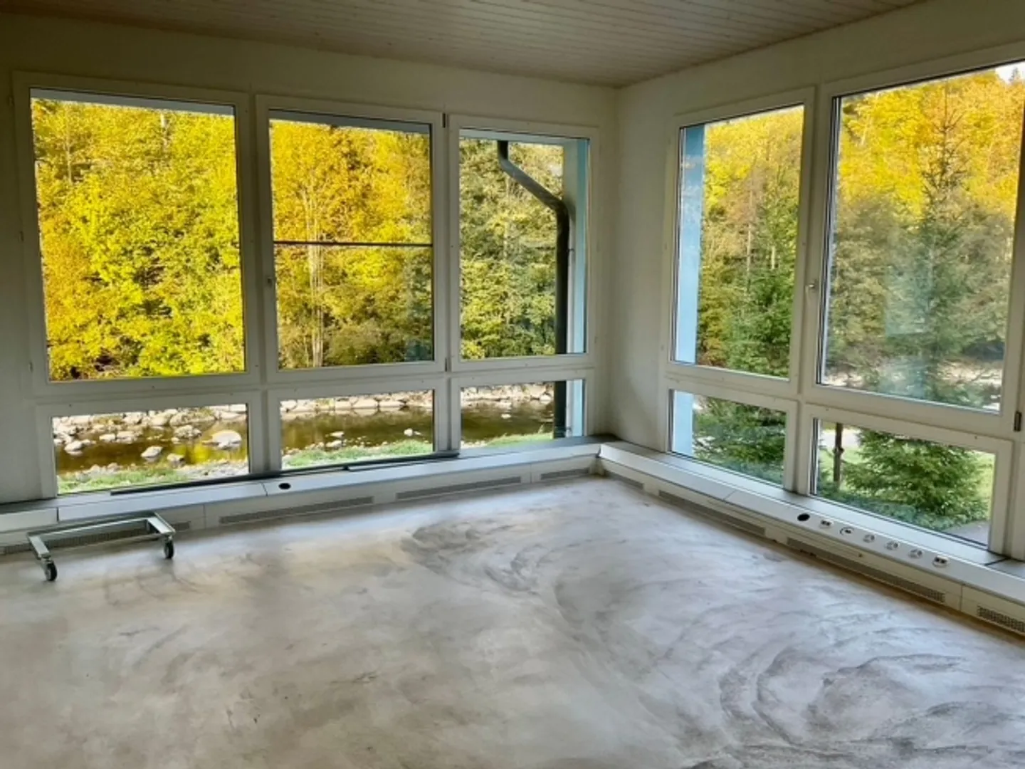 Representative Commercial Property in Hirzel - Photo 2 of 6