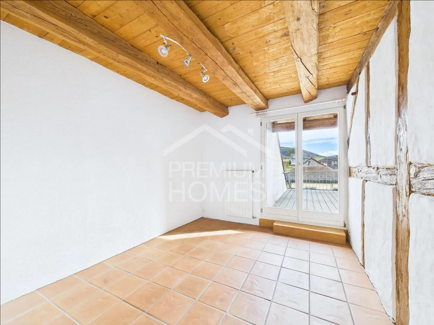 ESPACE GIGANTIQUE DANS LE BEAU KLETTGAU - Photo 7 sur 10