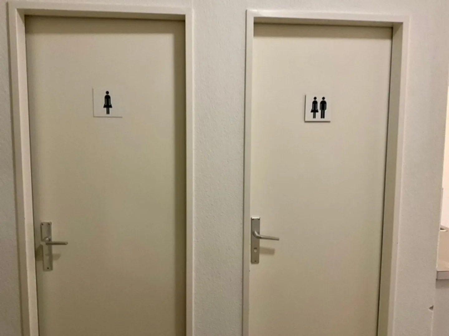 Representative Commercial Property in Hirzel - Photo 5 of 6