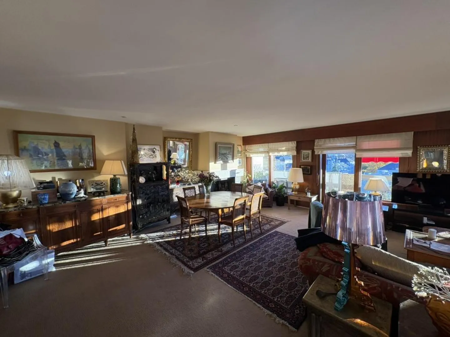 Rare in Cologny: 5 rooms with panoramic view - Photo 3 of 12