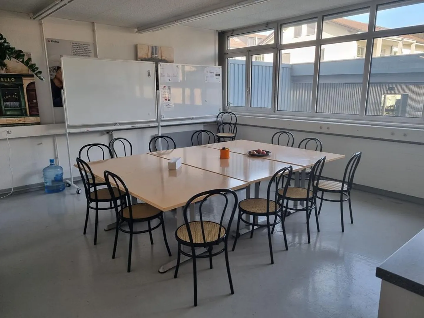 Oltre 618 m² di spazi commerciali, produttivi, magazzino/ufficio a Zugo - Foto 7 di 10