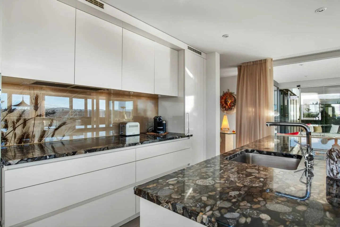 Impressive Living Feeling with a View - Photo 3 of 22