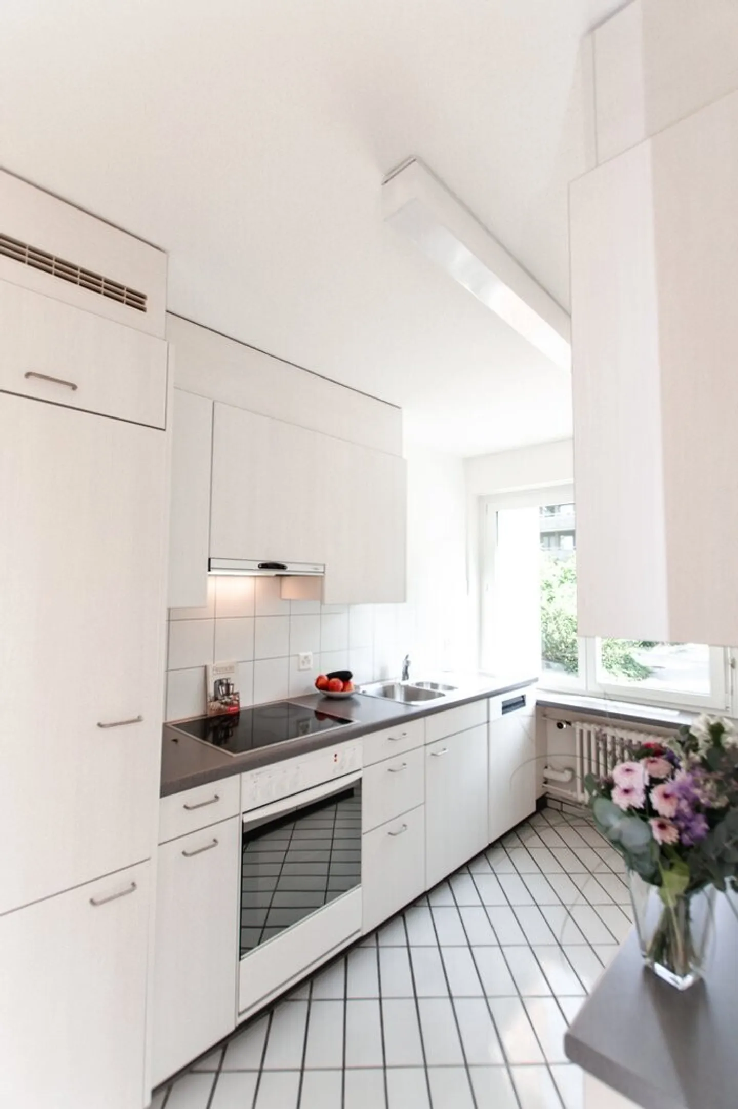 Emplacement résidentiel central au cœur de Zumikon, limité jusqu'au 31.03.2027 - Photo 4 sur 6