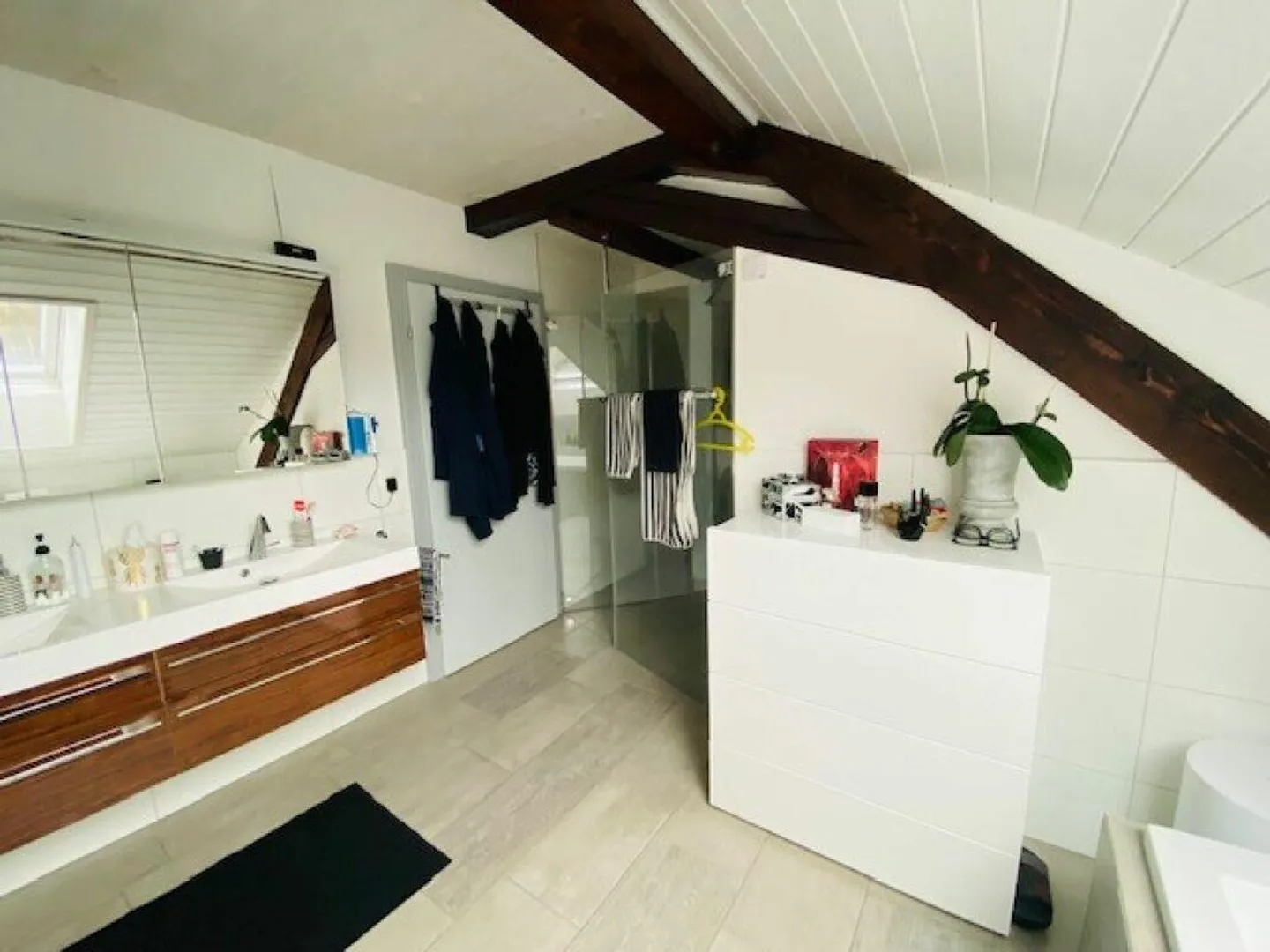 Appartement en attique spacieux de 178m2 ! - Photo 9 sur 14