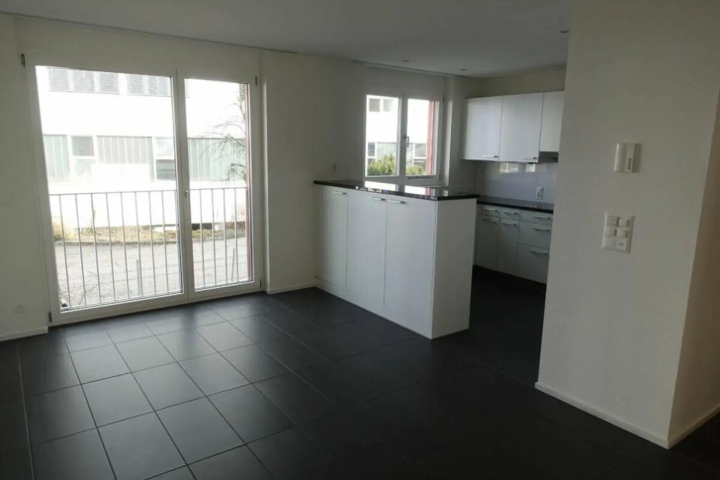 Geräumige Wohnung in Rheinfelden - Foto 2 von 13
