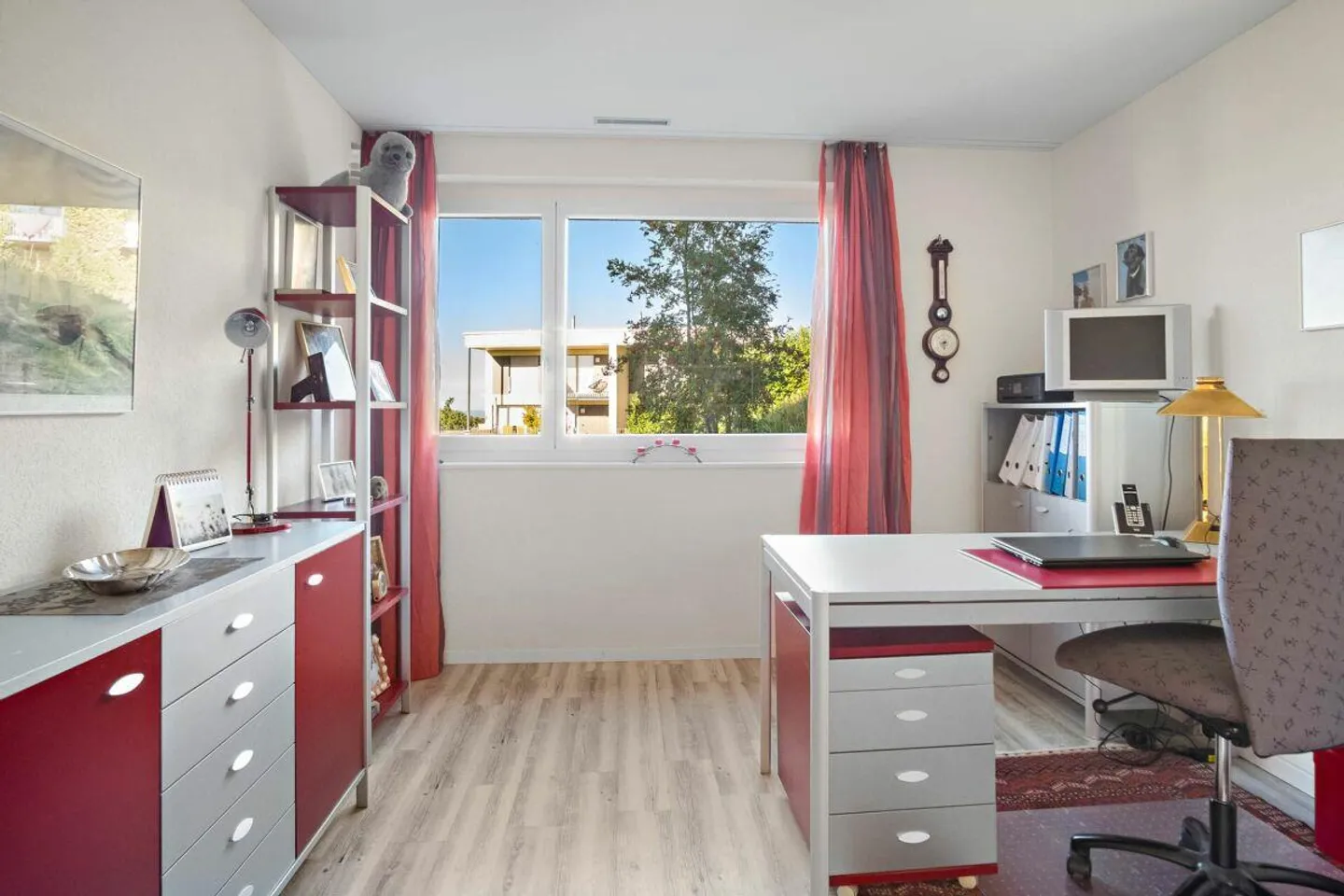 Impressive Living Feeling with a View - Photo 13 of 22