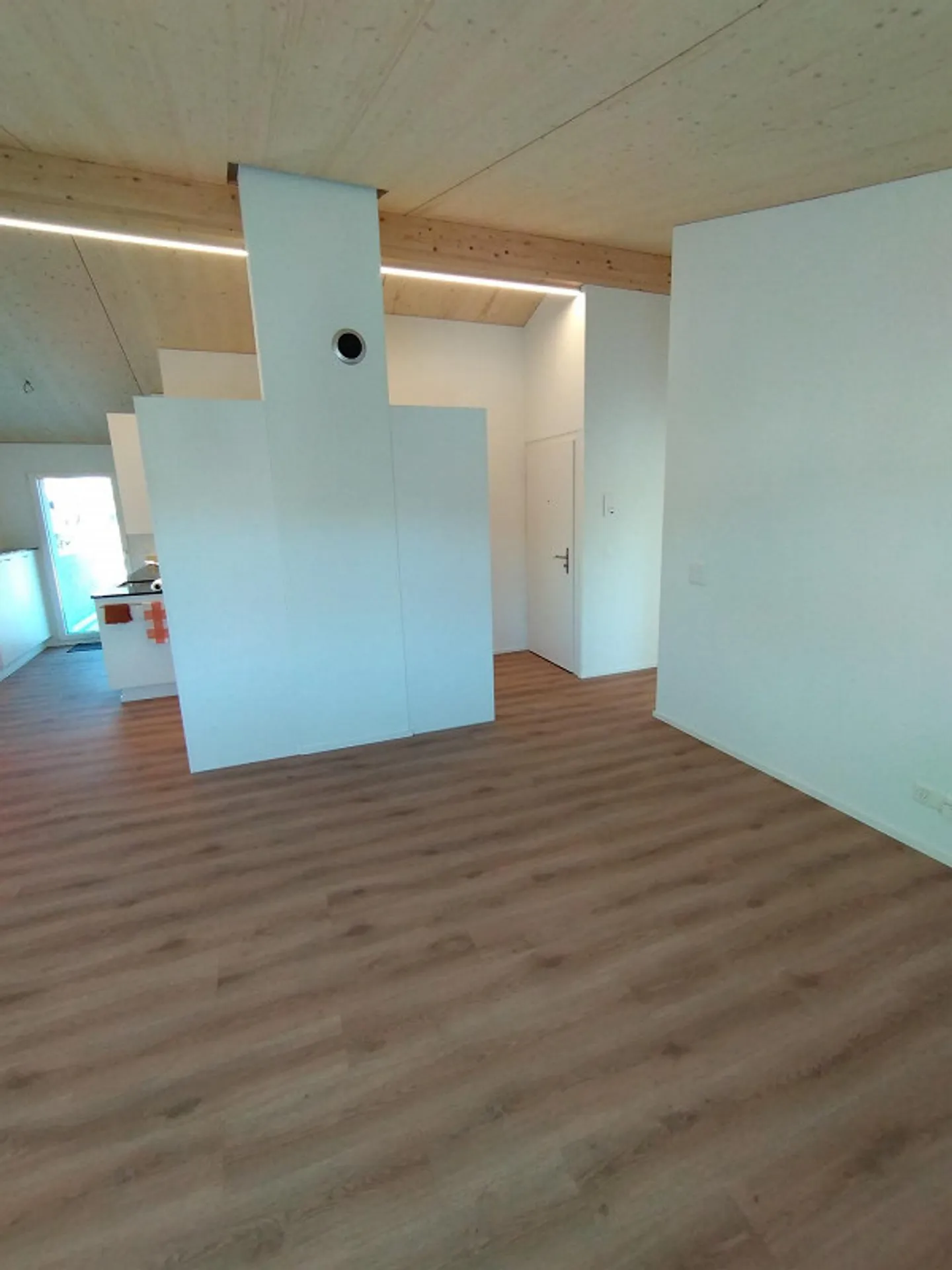 Charmante 3.5 Zimmer Wohnung - Foto 8 von 12