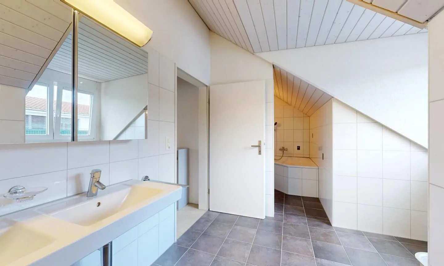 Maison en terrasse à vendre - Photo 7 sur 11