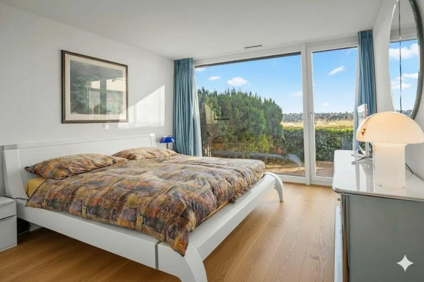 Impressive Living Feeling with a View - Photo 16 of 22