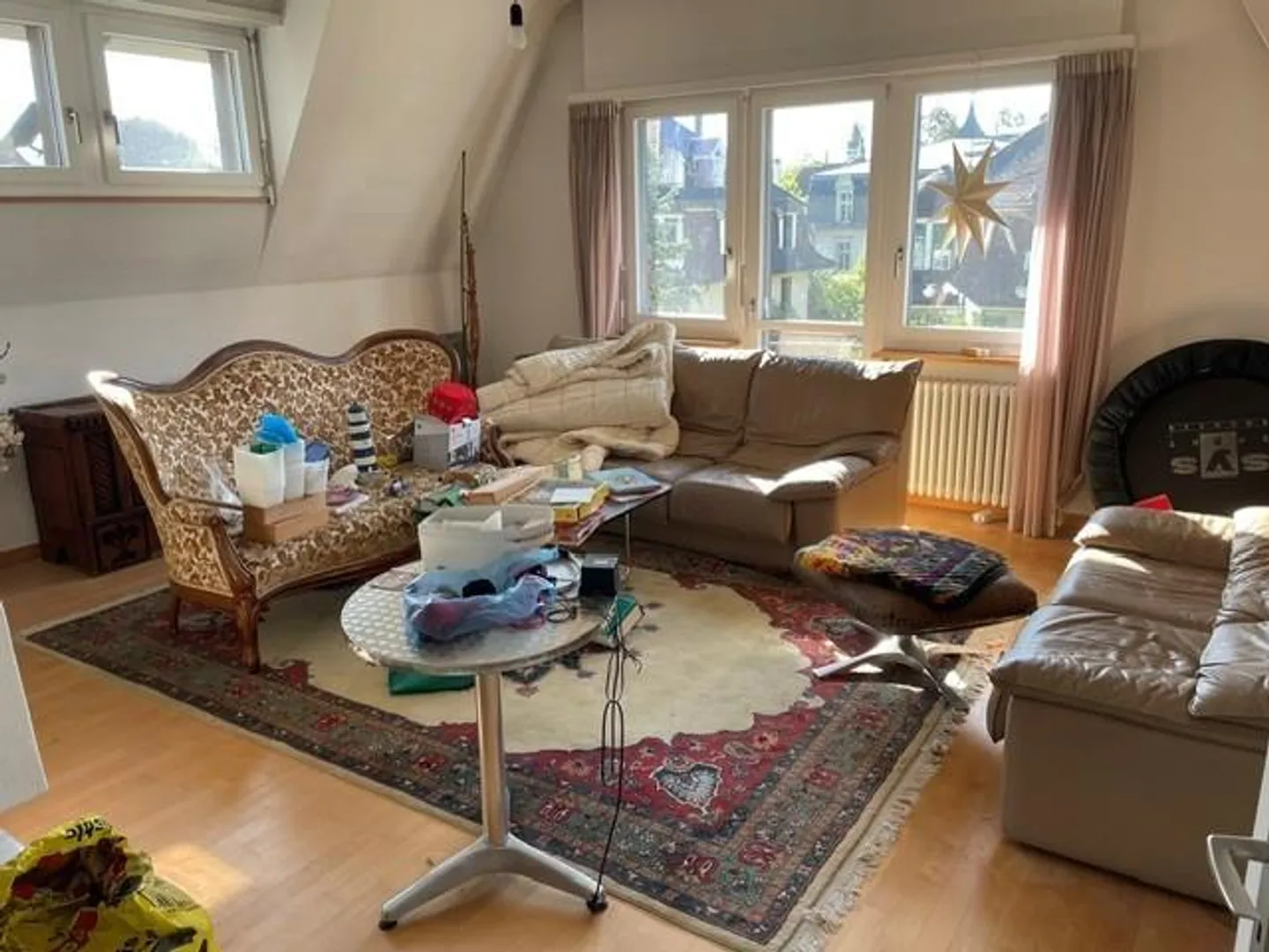 Stilvolle Wohnung mit Cheminée - Foto 12 von 13