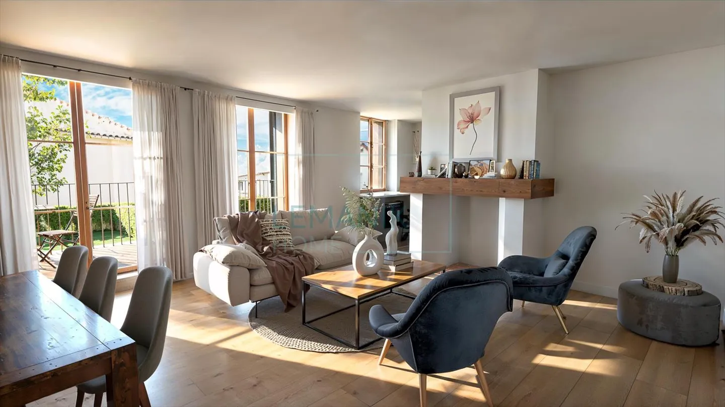 Appartement 5 pièces - Photo 2 sur 3