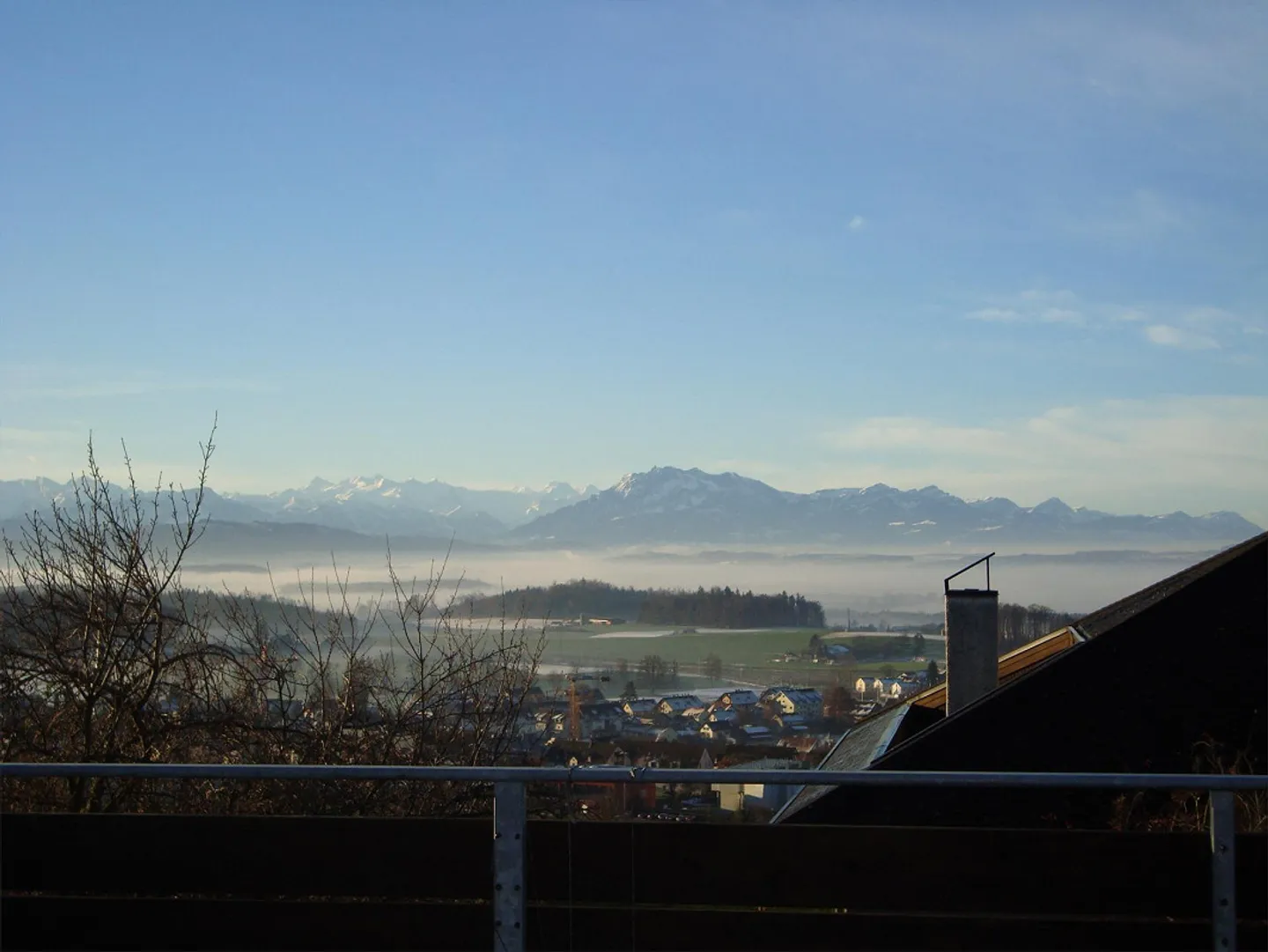 Incantevole attico di 3,5 stanze con terrazza sul tetto cerca nuovo inquilino - Foto 2 di 14