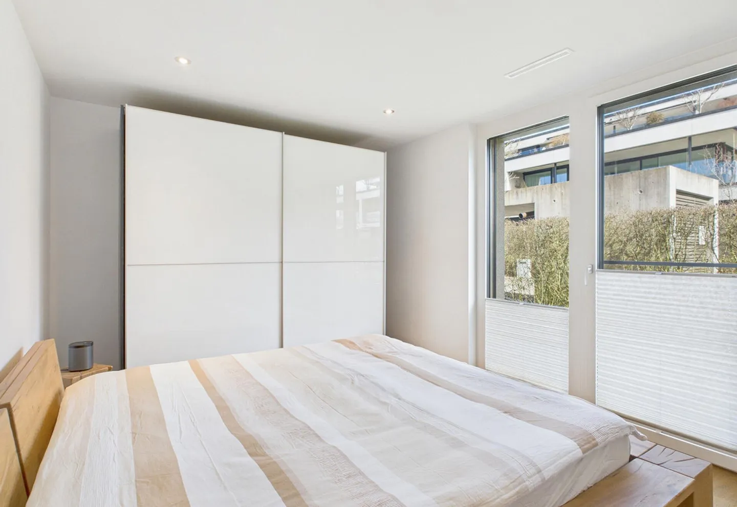 Appartamento giardino moderno circondato dalla natura - Foto 11 di 14