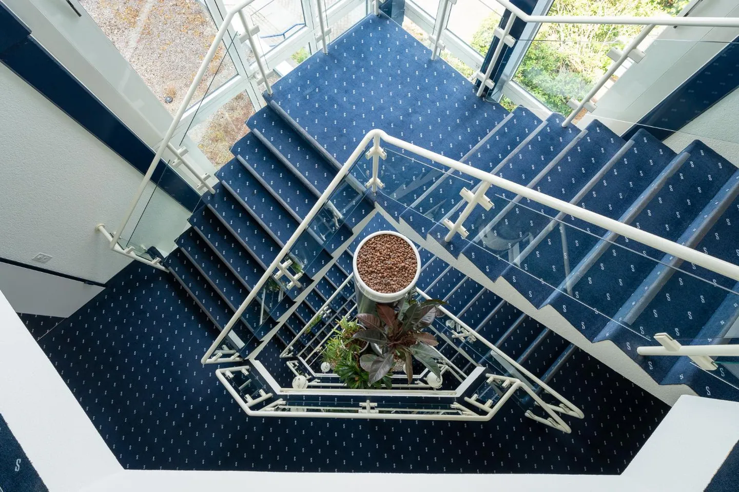 Work where ideas are born. - Photo 4 of 5