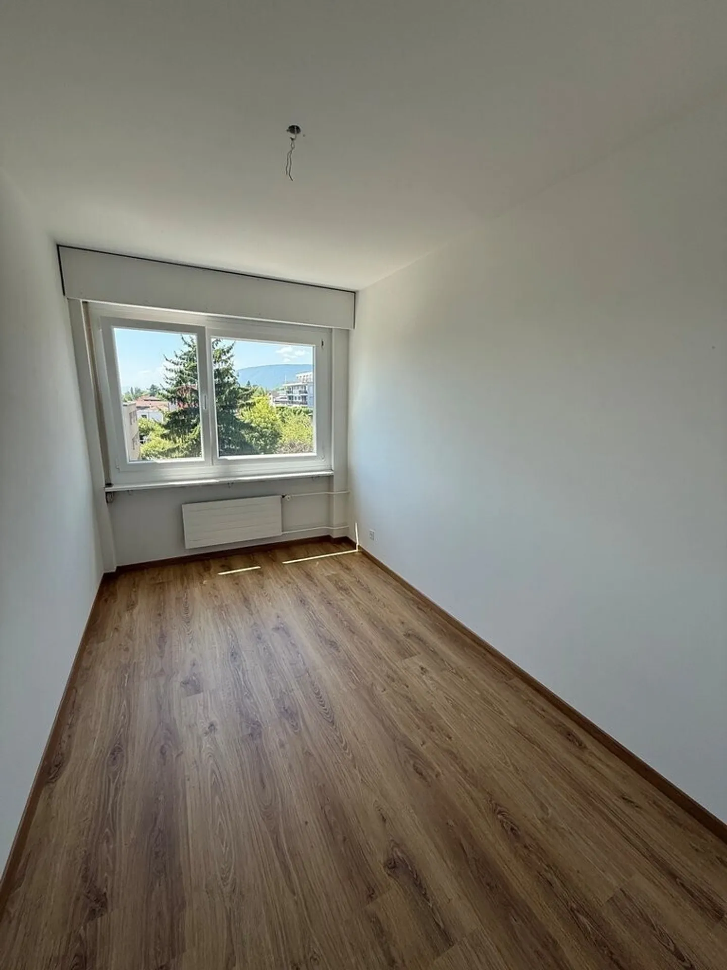 Il tuo nuovo spazio abitativo con vista sul lago di Bienne - Foto 6 di 8