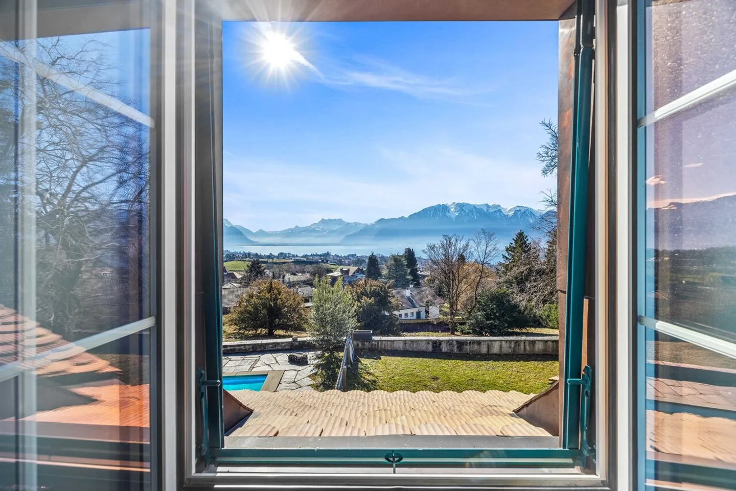 Villa Elegante con Vista Lago - Foto 9 di 20