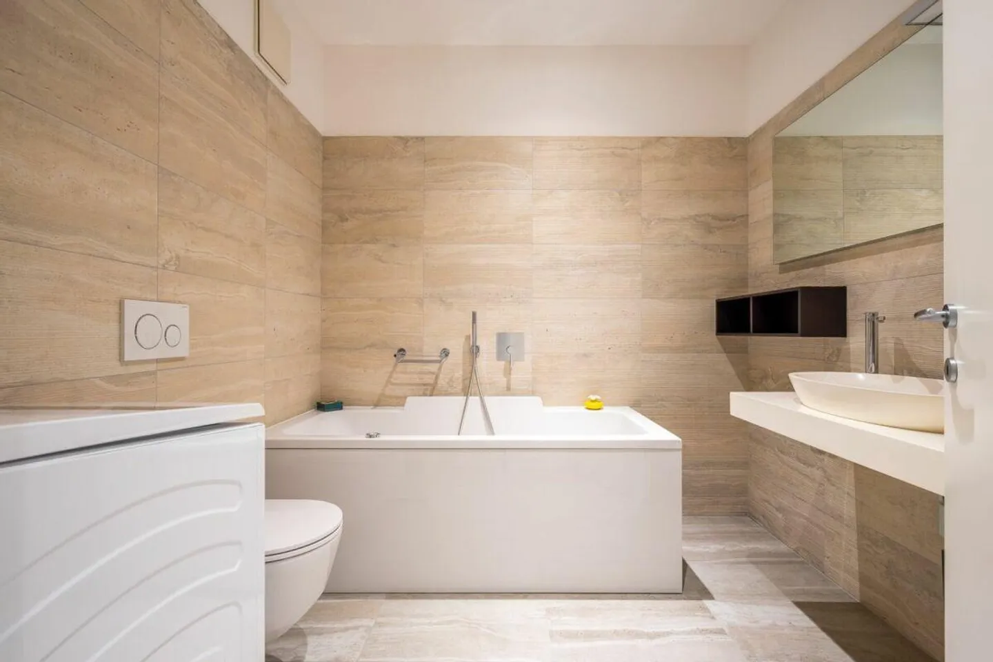 Helles renoviertes Apartment in Lugano - Foto 2 von 12