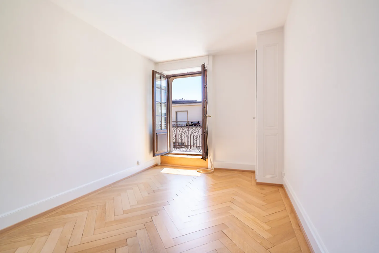 Apartment for rent - Photo 7 of 12