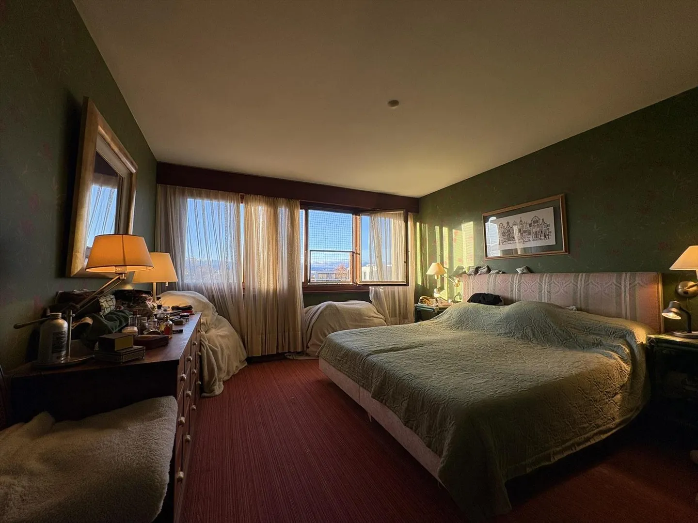 Rare in Cologny: 5 rooms with panoramic view - Photo 7 of 12