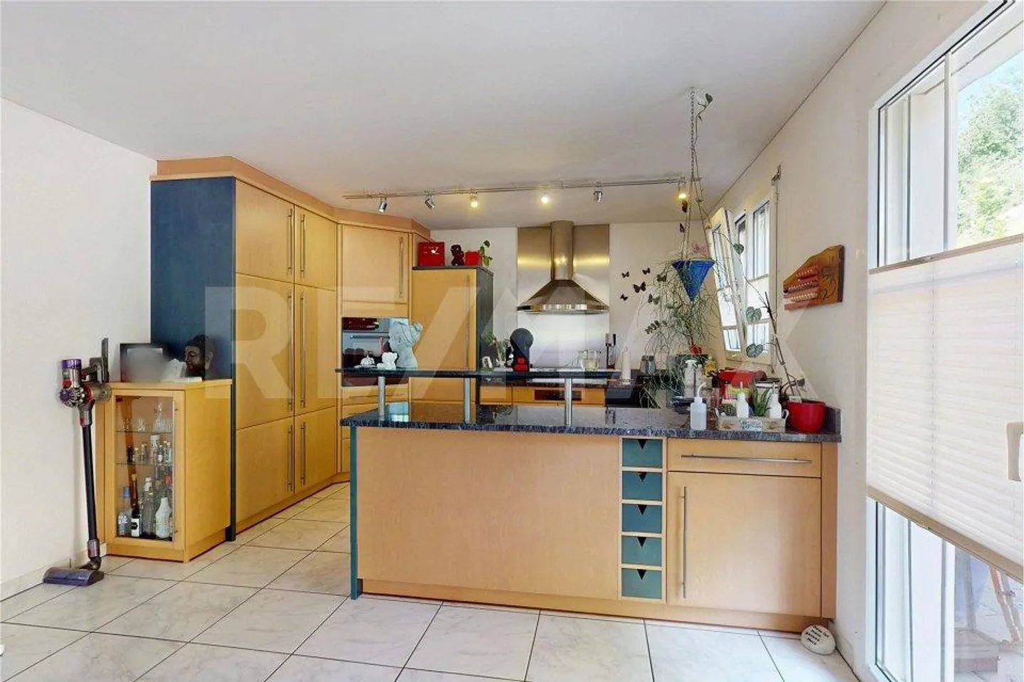 Casa bifamiliare per famiglie di 5,5 stanze in prossimità della natura a Kobelwald - Foto 5 di 13