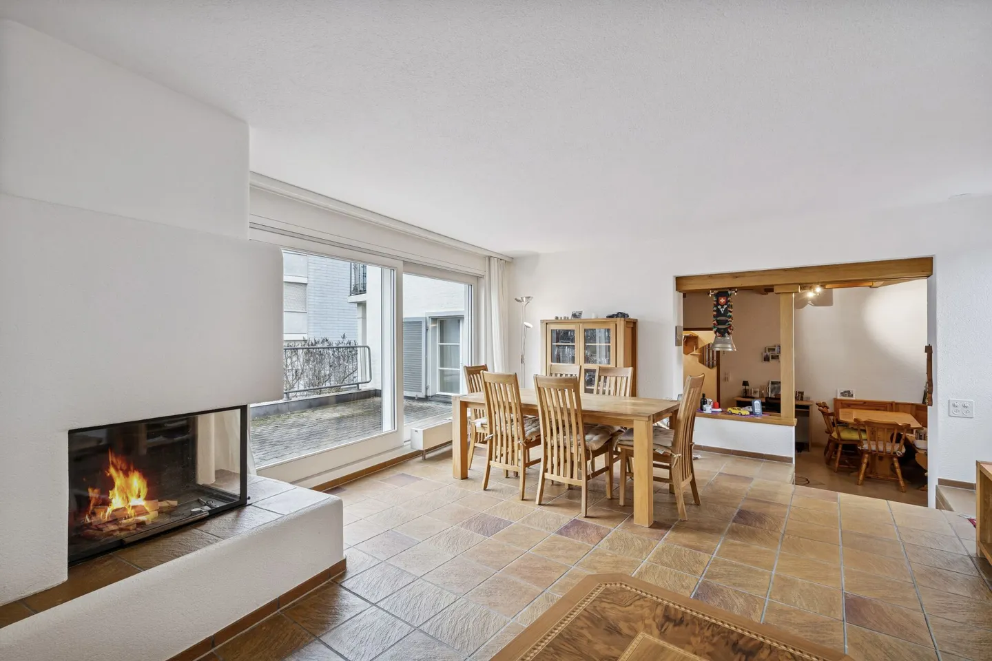 Attrayante maison de 3 familles sans circulation de transit à Regensdorf - Photo 4 sur 8