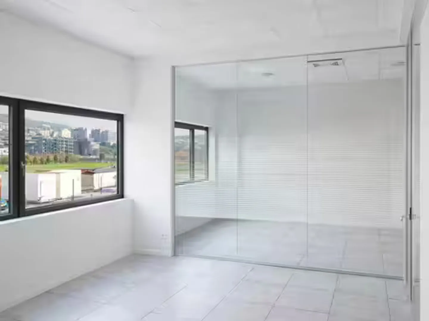 Espace Commercial pour Bureau/Showroom - Photo 1 sur 6
