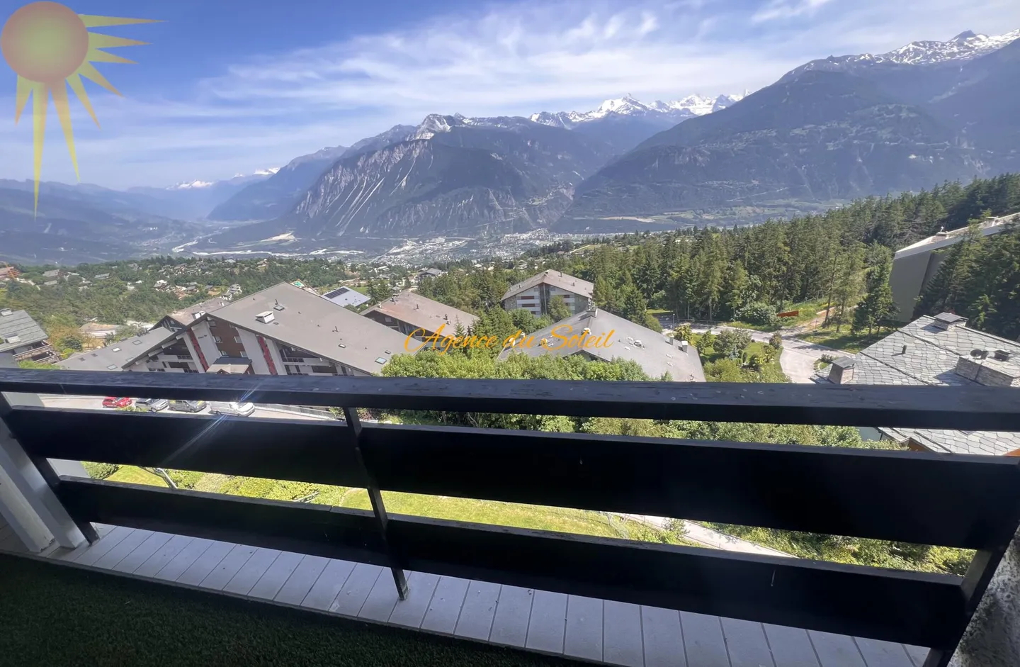 Magnifico attico di 4,5 stanze, completamente ristrutturato nel 2023! - Foto 15 di 24