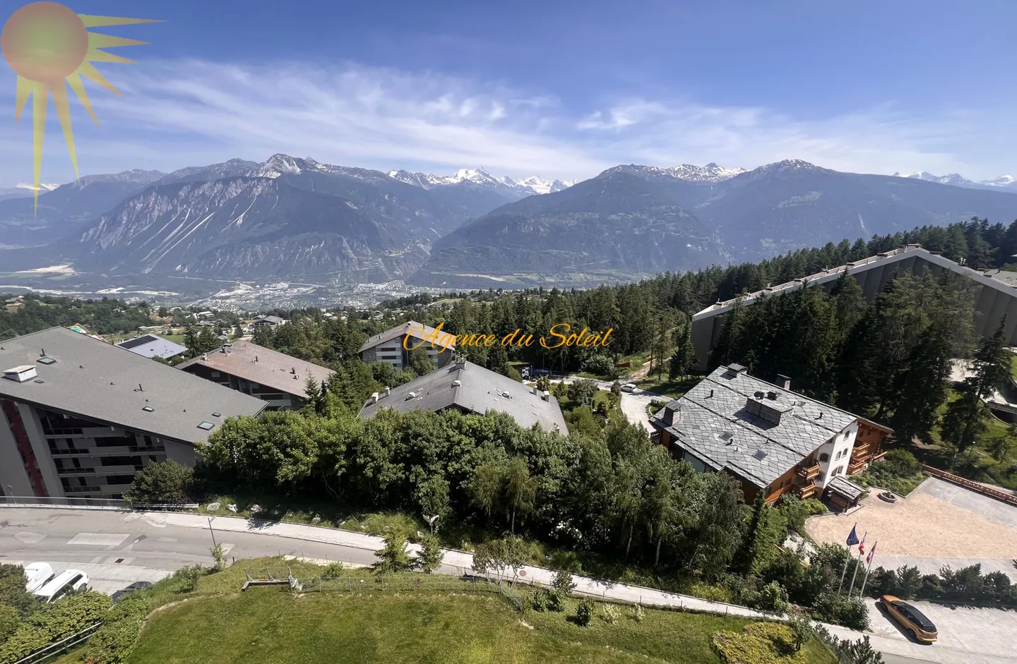 Magnifico attico di 4,5 stanze, completamente ristrutturato nel 2023! - Foto 23 di 24