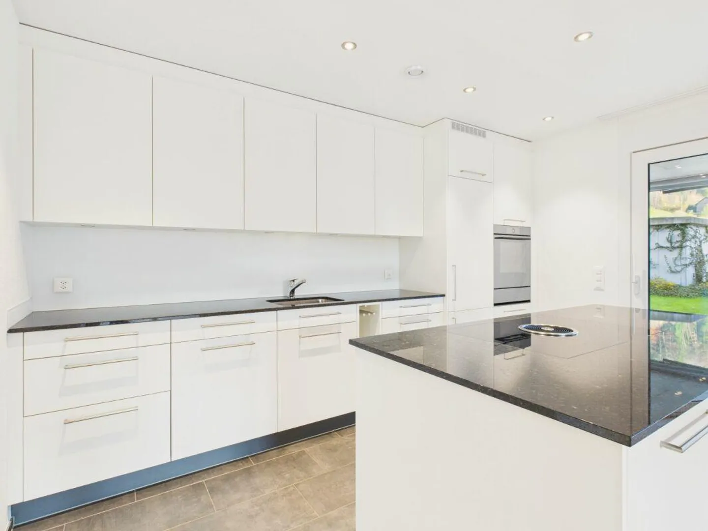 Appartement de jardin moderne dans un quartier résidentiel familial - Photo 3 sur 16