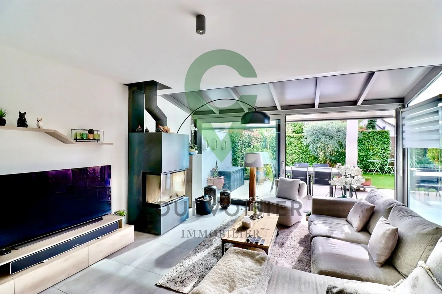 Incantevole casa a schiera moderna, idealmente situata - Foto 1 di 12