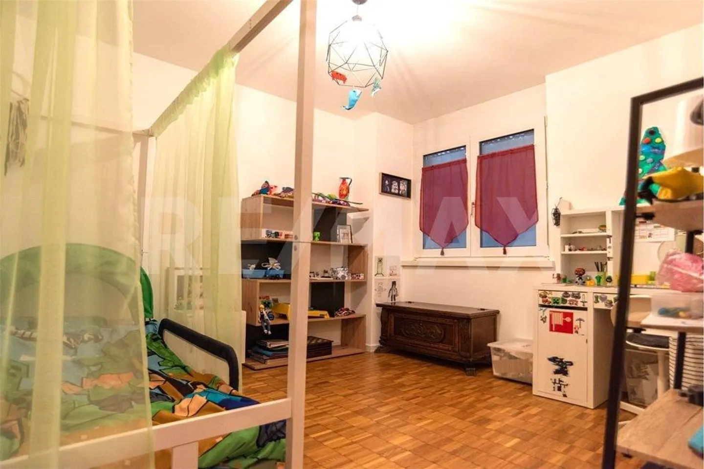 4.5 room apartment with large balcony - Photo 7 of 9