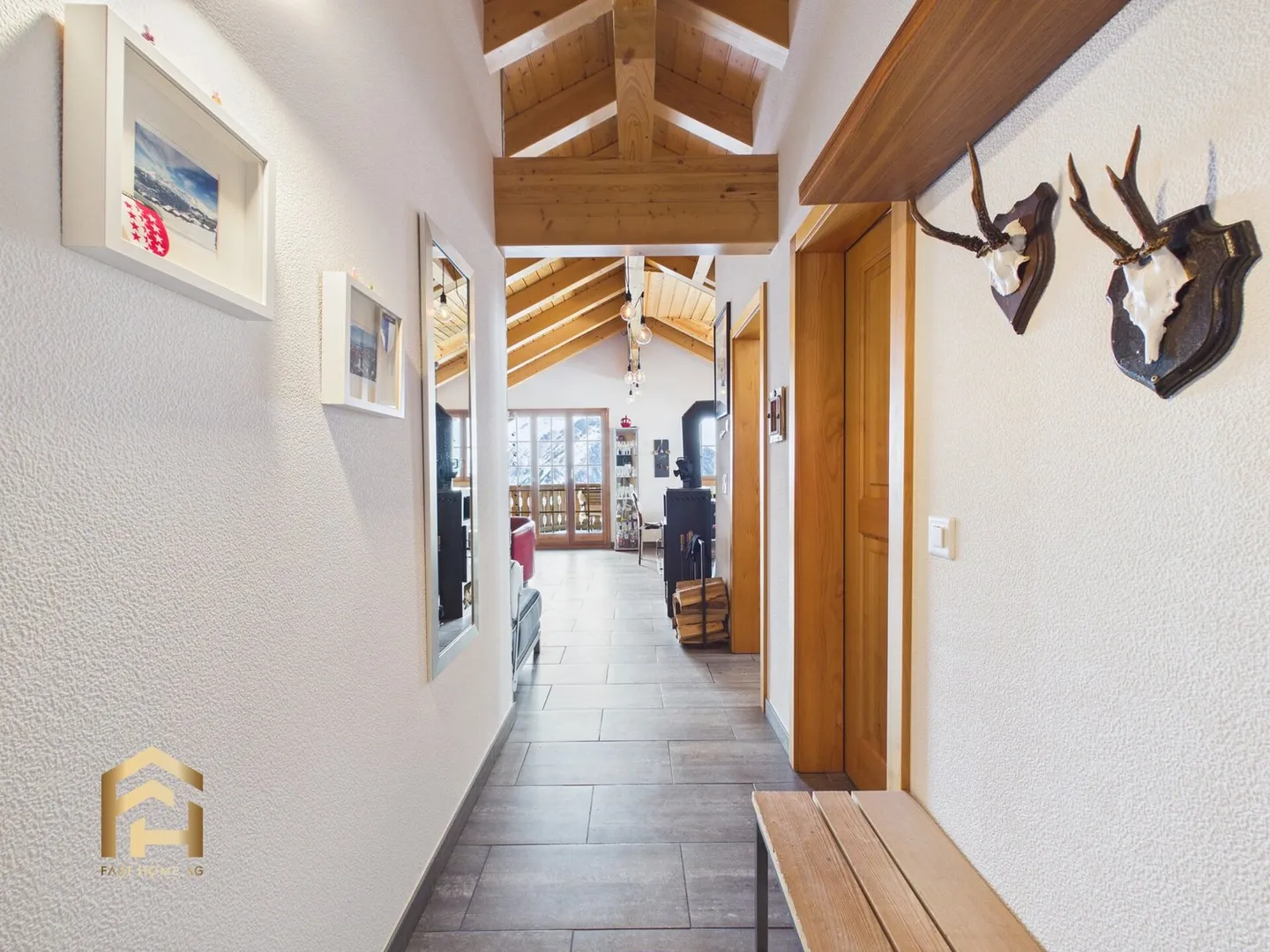 Attikawohnung im Chalet-Stil - Foto 7 von 13