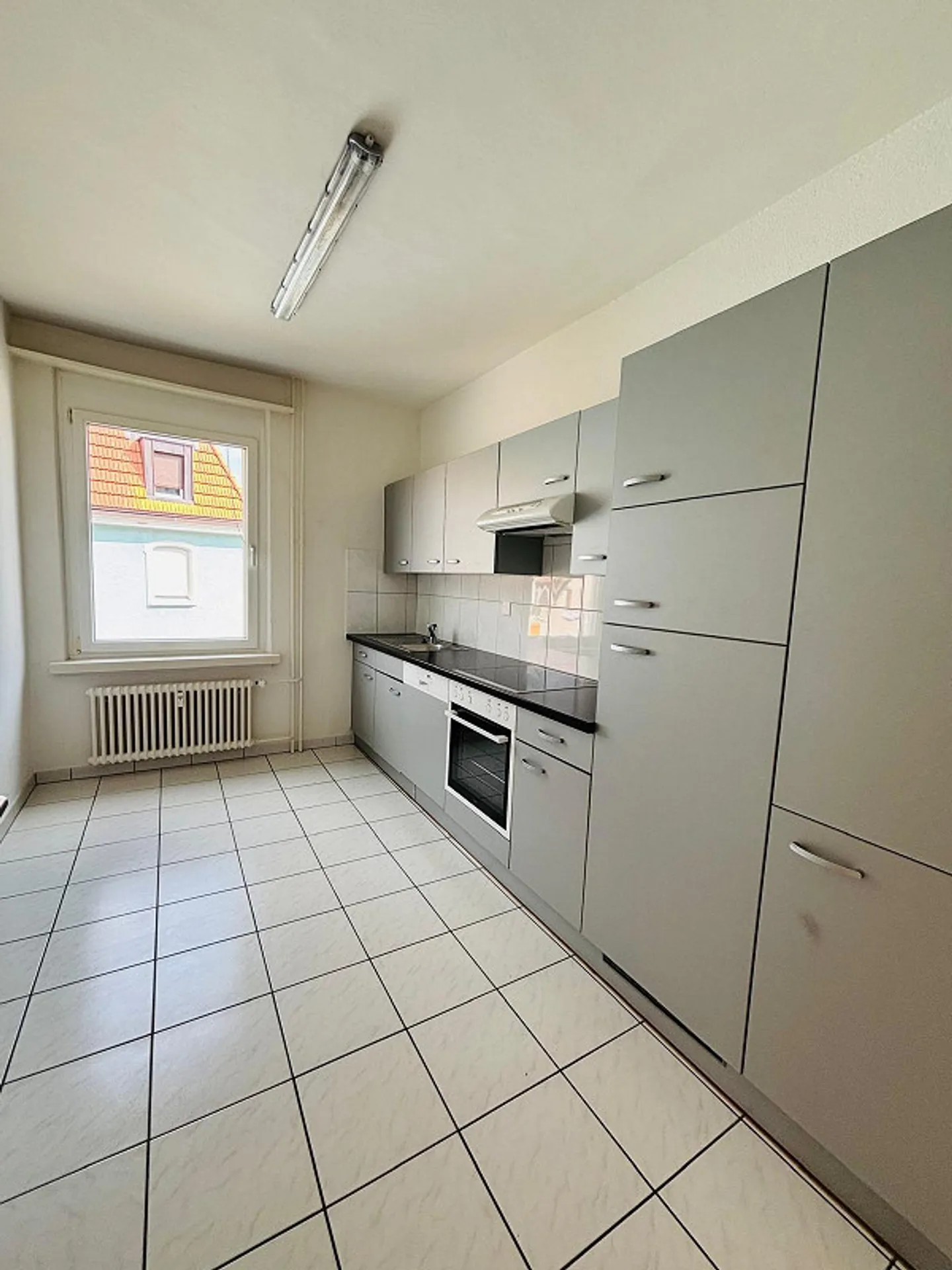 Appartement lumineux de 3,5 pièces avec balcon à Arbon - disponible immédiatement ! - Photo 2 sur 6