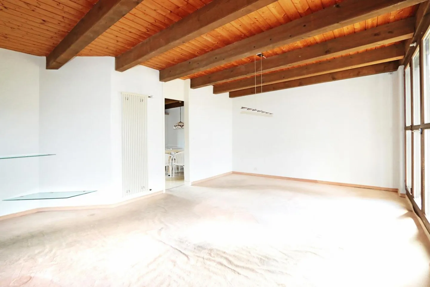 Paradis familial – Maison de coin spacieuse avec jardin étendu - Photo 17 sur 23