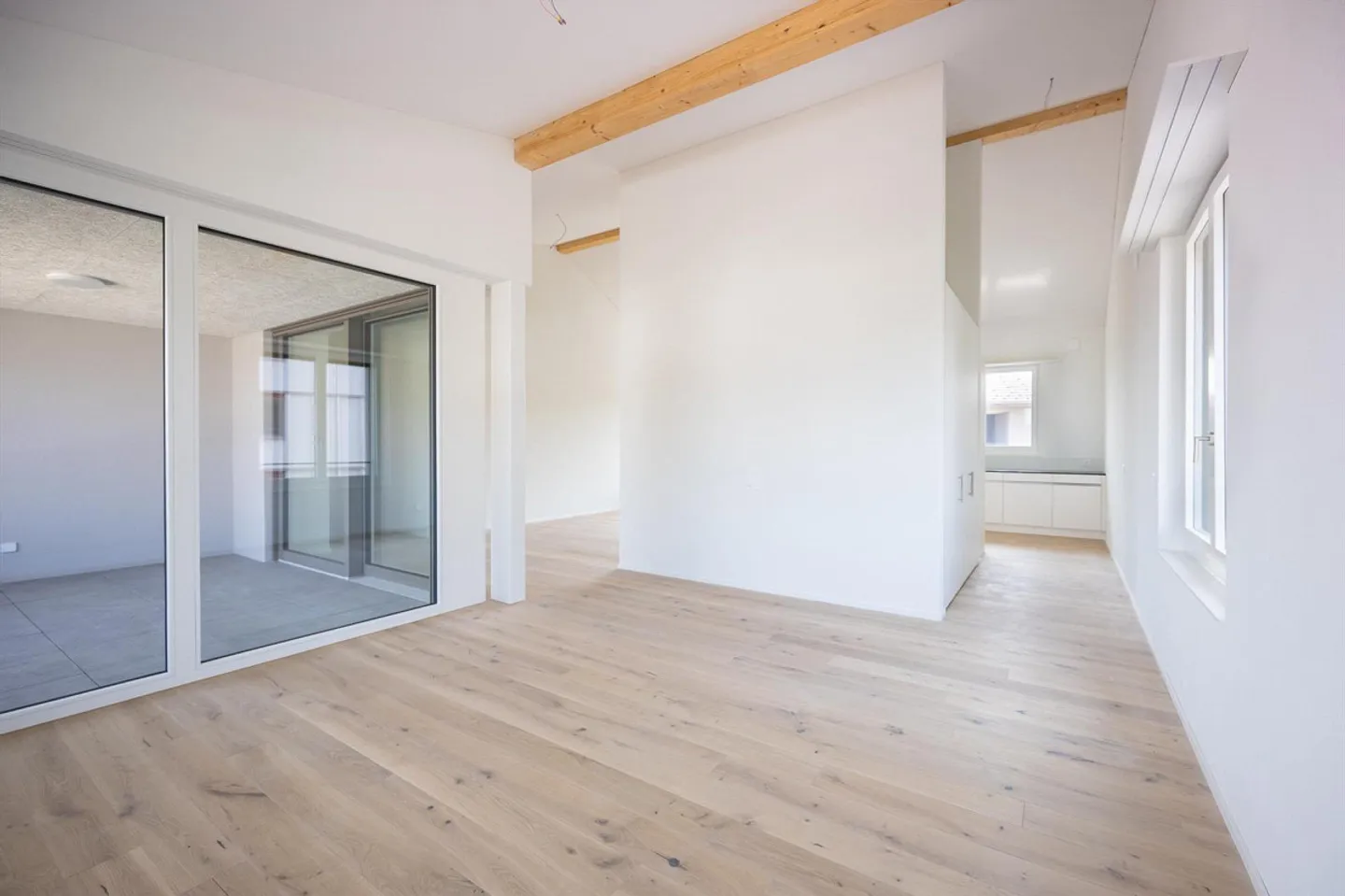 Moderno appartamento mansardato di 3,5 stanze a Güttingen - Foto 6 di 9