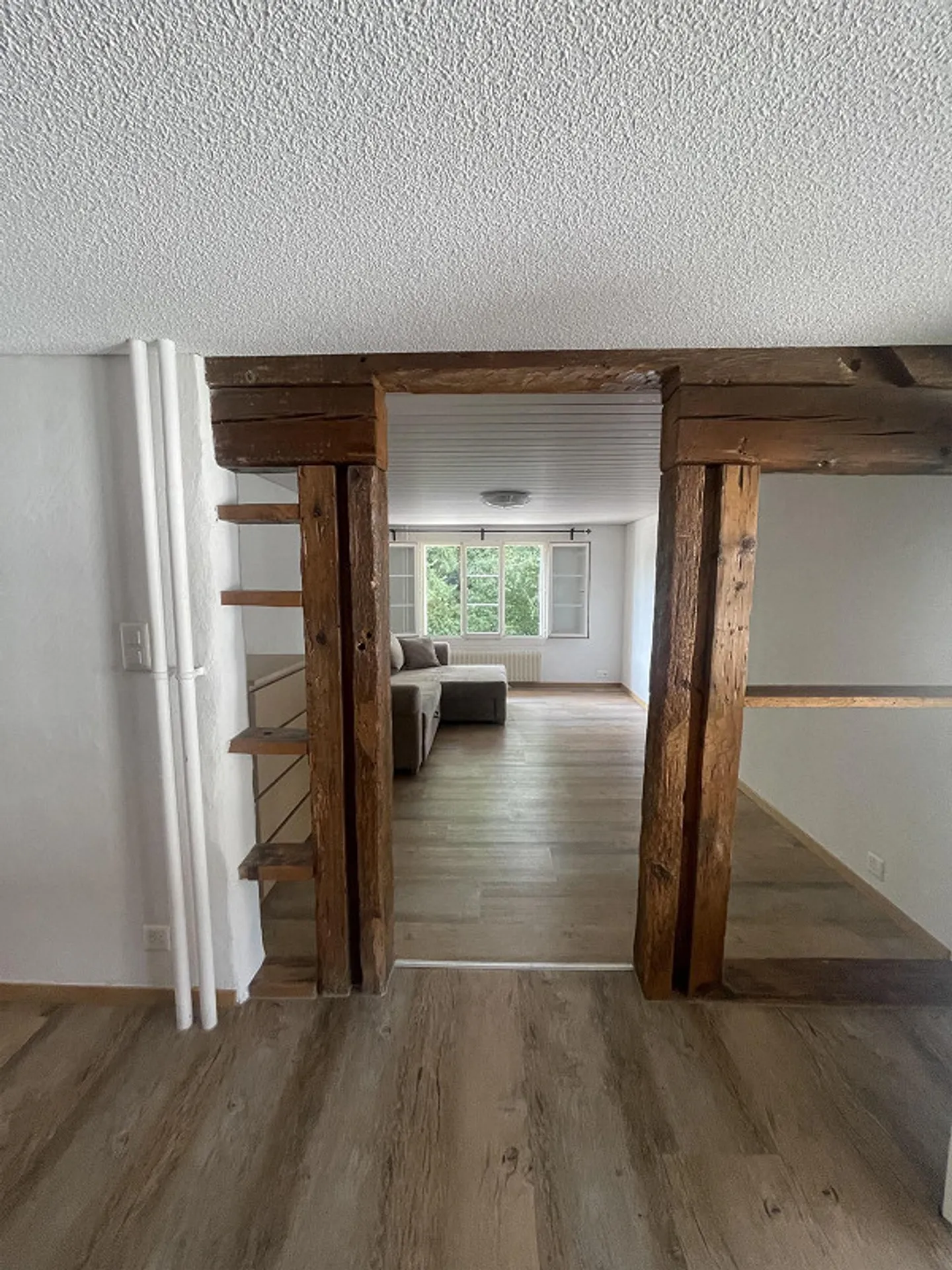 Appartement 3.5 pièces dans un endroit calme - Photo 3 sur 8